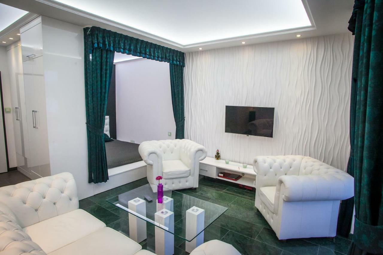 Royal Apartment In City Centre Suwalki Ngoại thất bức ảnh