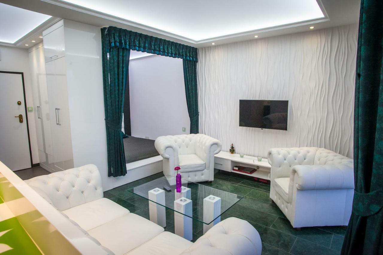 Royal Apartment In City Centre Suwalki Ngoại thất bức ảnh
